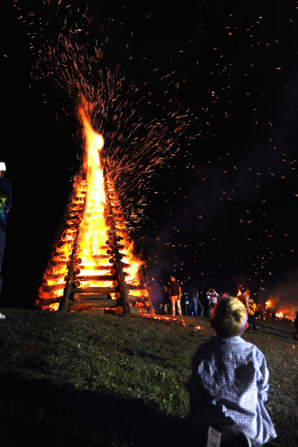 New Orleans Christmas Eve Bonfires 